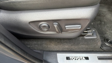 Toyota Land Cruiser 2.8 D-4D 204 Invincible 5dr Auto [7 Seat] Diesel Station Wagon